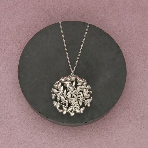 Tiffany & Co. Jewelry - tiffany & co sterling silver paloma picasso olive leaf medallion necklace 20in
